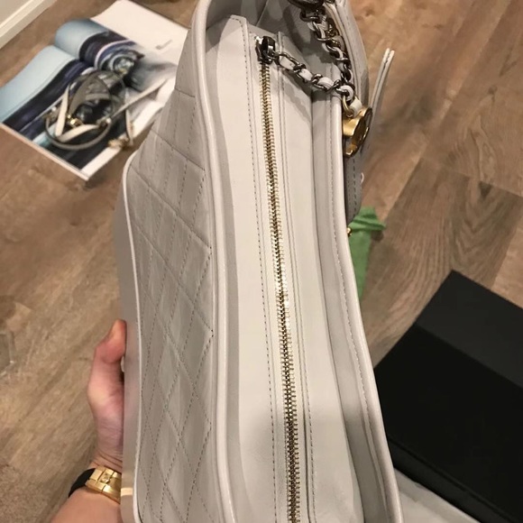 Preloved authentic Chanel Gabriela hobo large bag - Picture 2 of 8